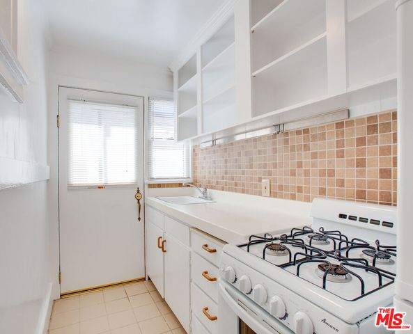 $2,350 | 426 Rialto Avenue, Unit C, Venice, CA 90291