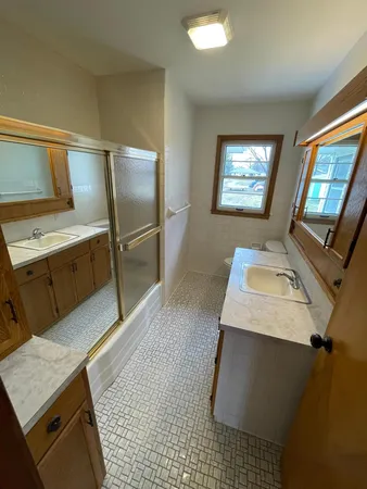 $214,900 | 618 9th Avenue Southeast, Waseca, MN 56093