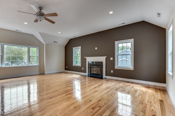 23 Mohawk Road Burlington, MA 01803 - Photo 17 of 30 Gallery Image 17