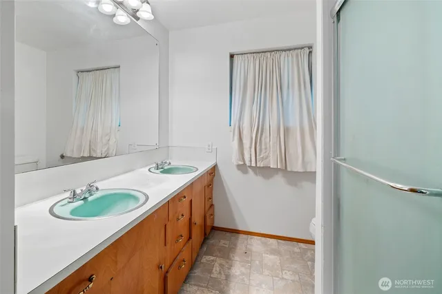 $1,950,000 | 16051 Southeast 16th Street, Bellevue, WA 98008