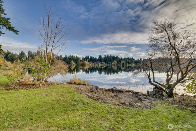 $1,950,000 | 16051 Southeast 16th Street, Bellevue, WA 98008