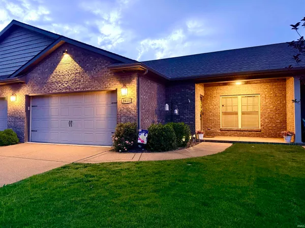 $379,900 | 8410 Nolia Lane, Newburgh, IN 47630