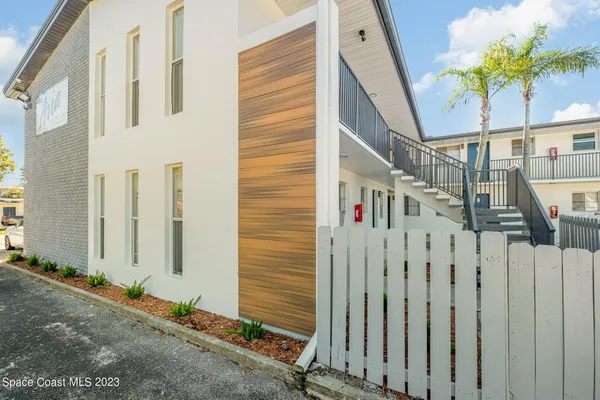 $1,295 | 115 Seminole Avenue West, Unit 103, Melbourne, FL 32901