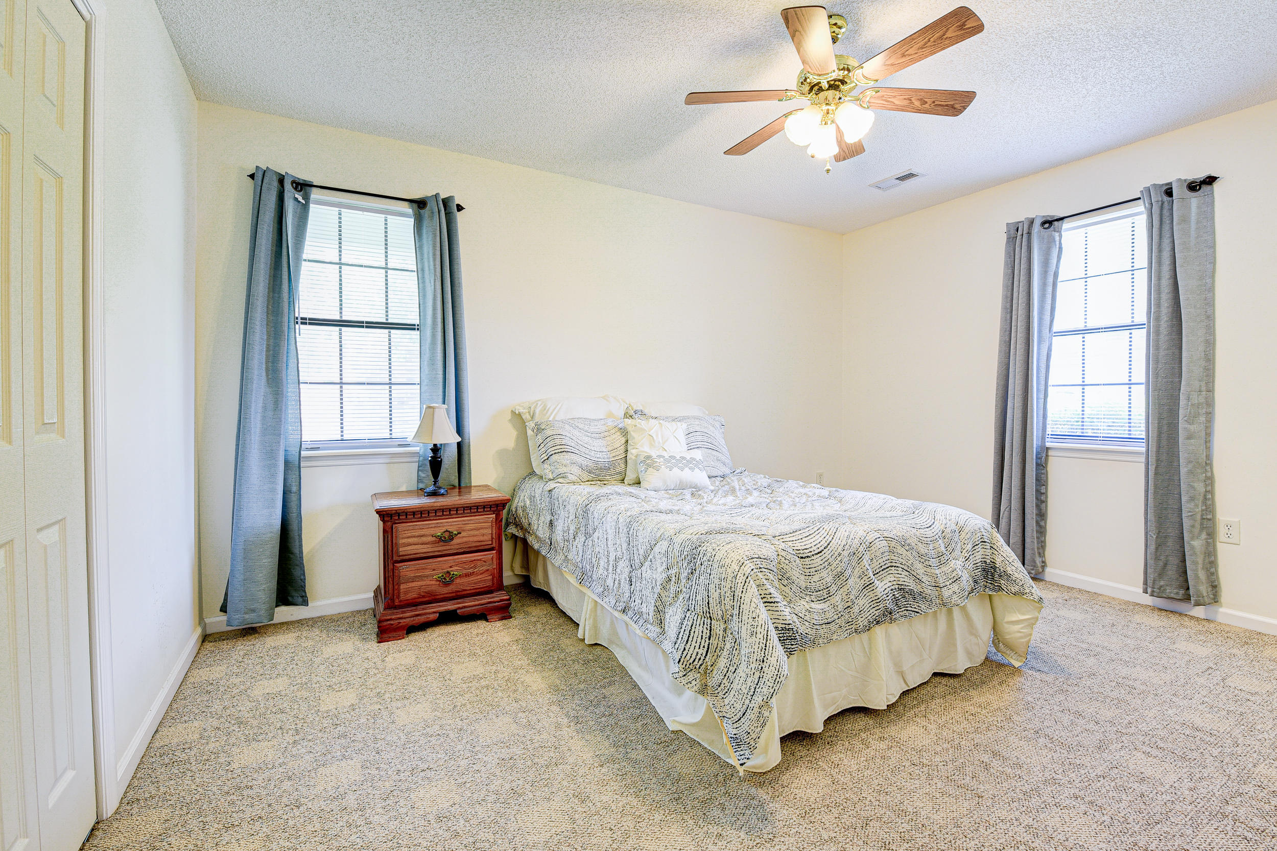 7637 Oldridge Road North Charleston, SC 29418 - Photo 13 of 26 DSC_2872_3_4