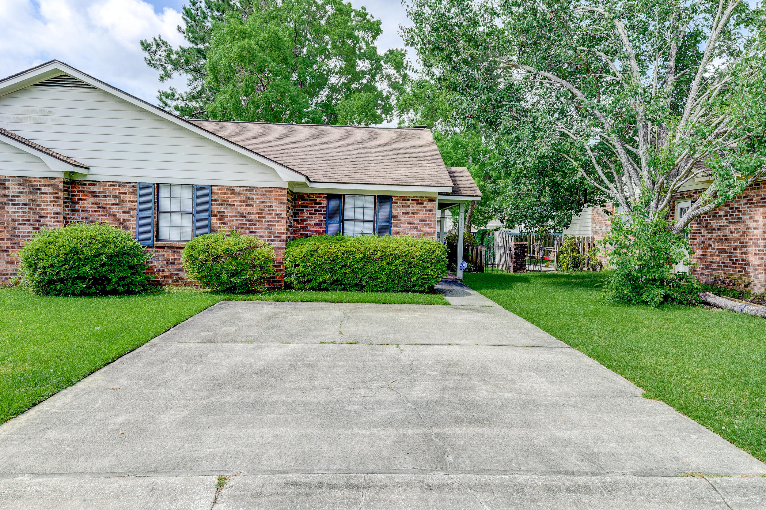 7637 Oldridge Road North Charleston, SC 29418 - Photo 26 of 26 DSC_2821_2_3