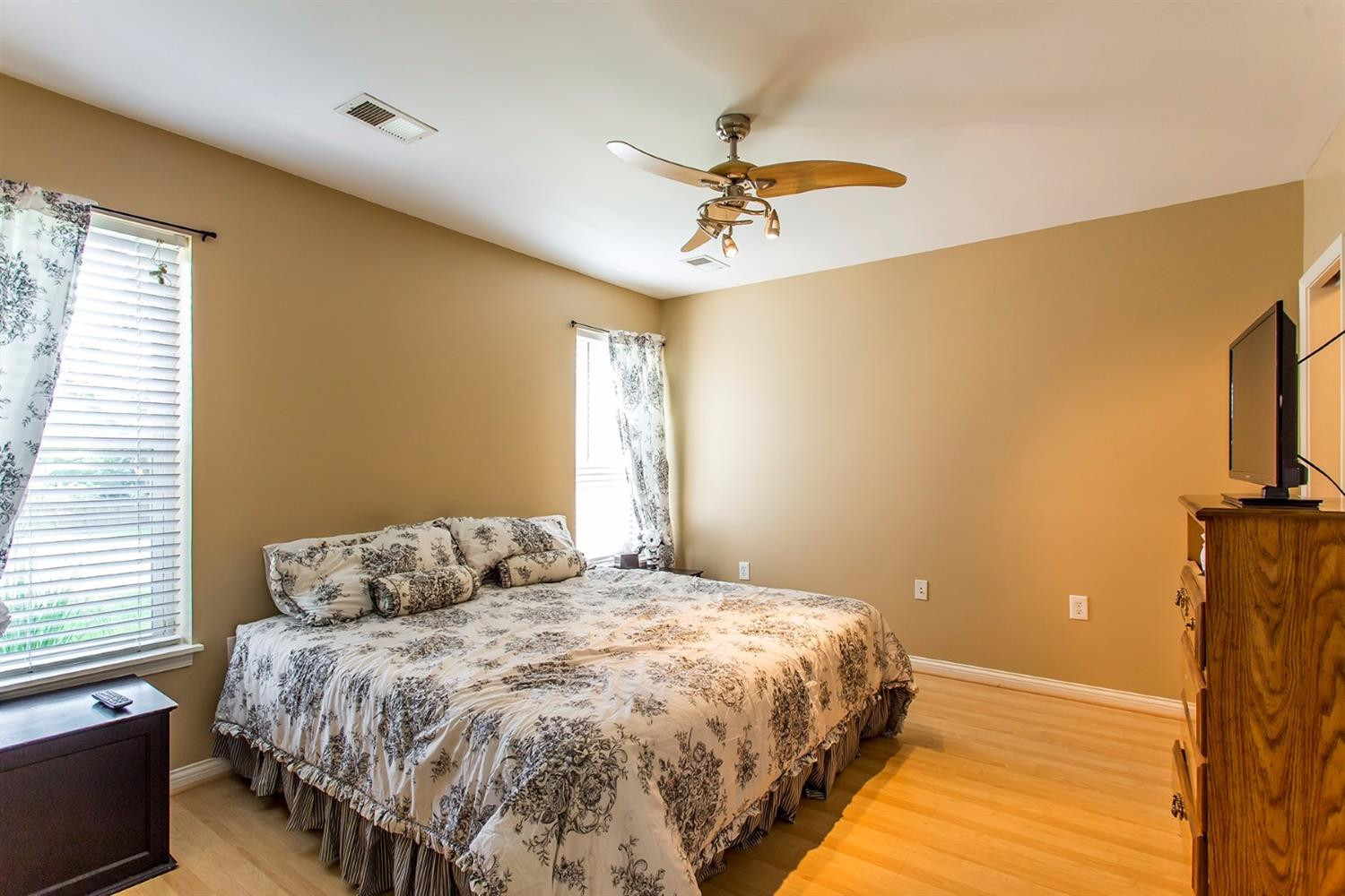 3033 Adwalton Road Lexington, KY 40509 - Photo 27 of 37 Photo 27