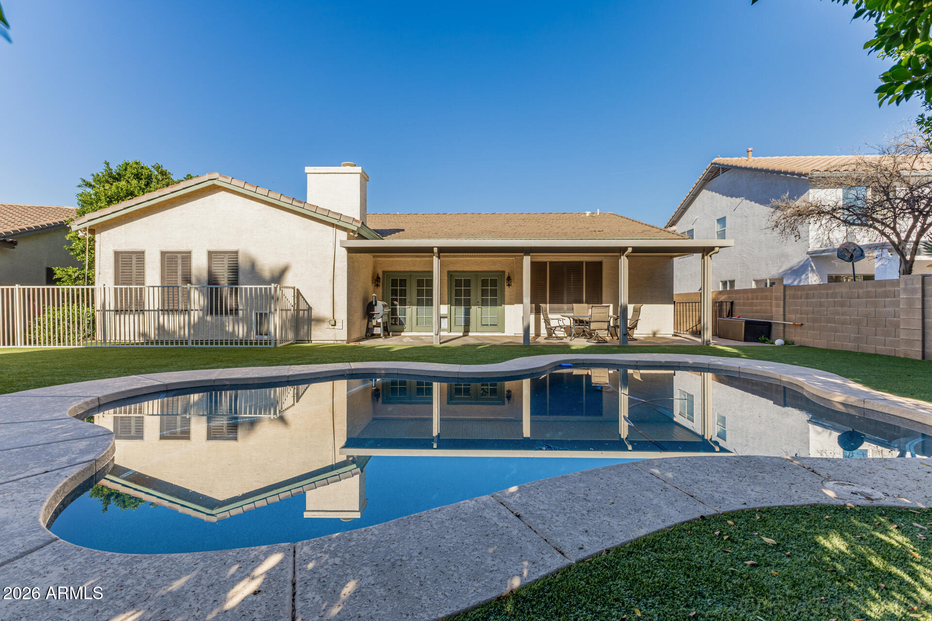 549 East Sheffield Avenue Gilbert, AZ 85296 - Photo 23 of 39 pool