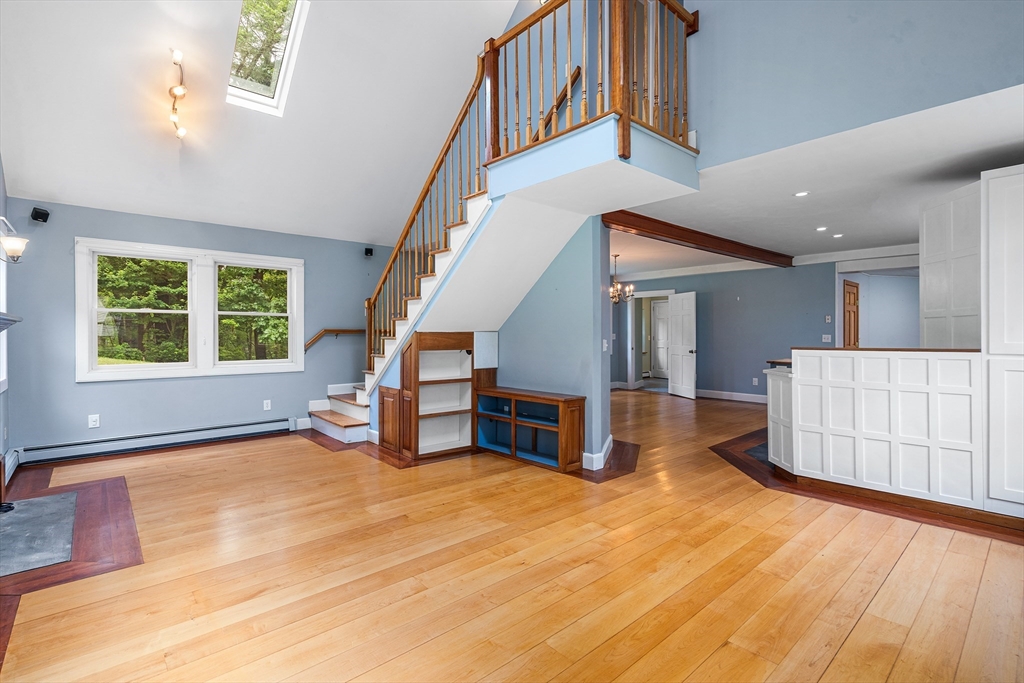 84 High Street Upton, MA 01568 - Photo 11 of 32