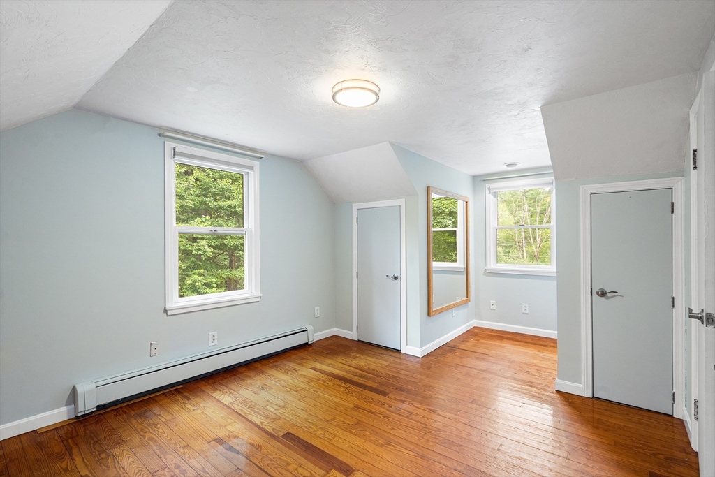 84 High Street Upton, MA 01568 - Photo 19 of 32