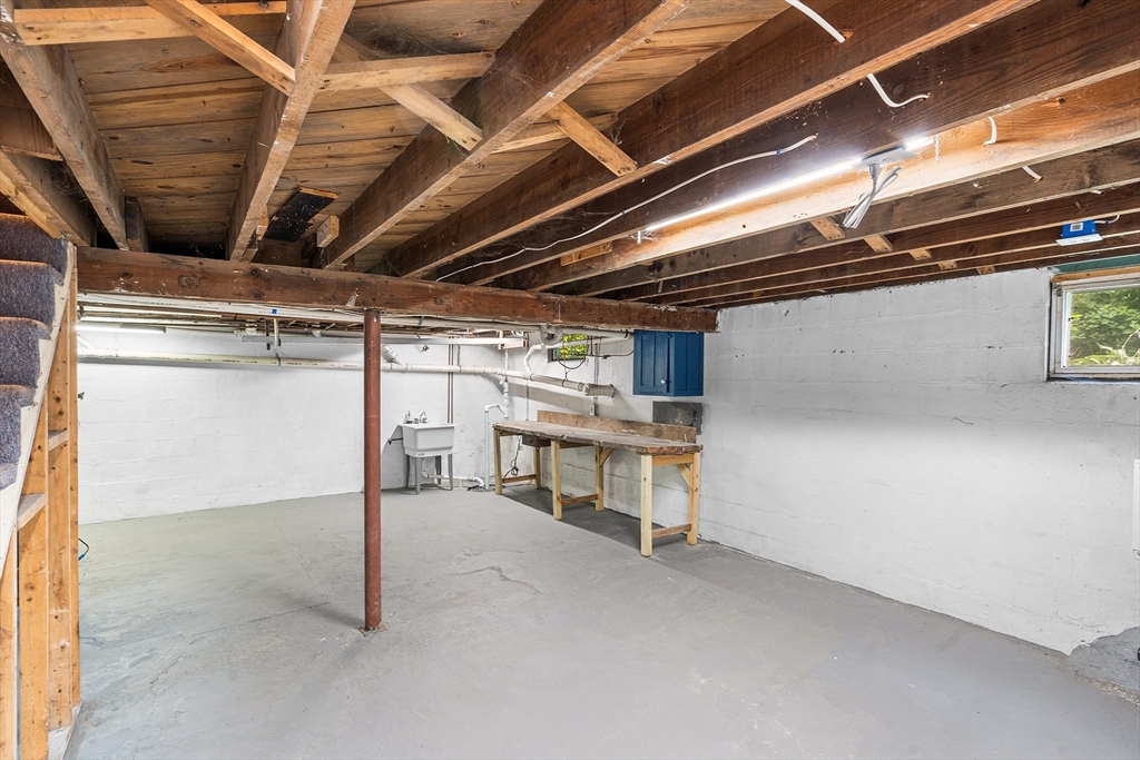 84 High Street Upton, MA 01568 - Photo 24 of 32