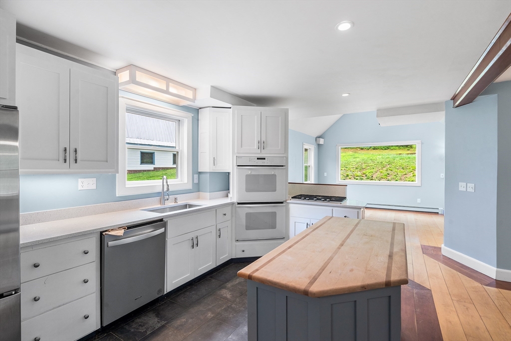 84 High Street Upton, MA 01568 - Photo 8 of 32