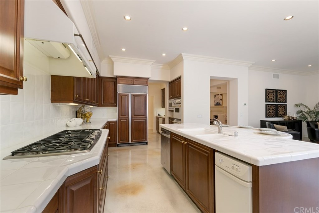 25 Vernon Newport Coast, CA 92657 - Photo 22 of 45