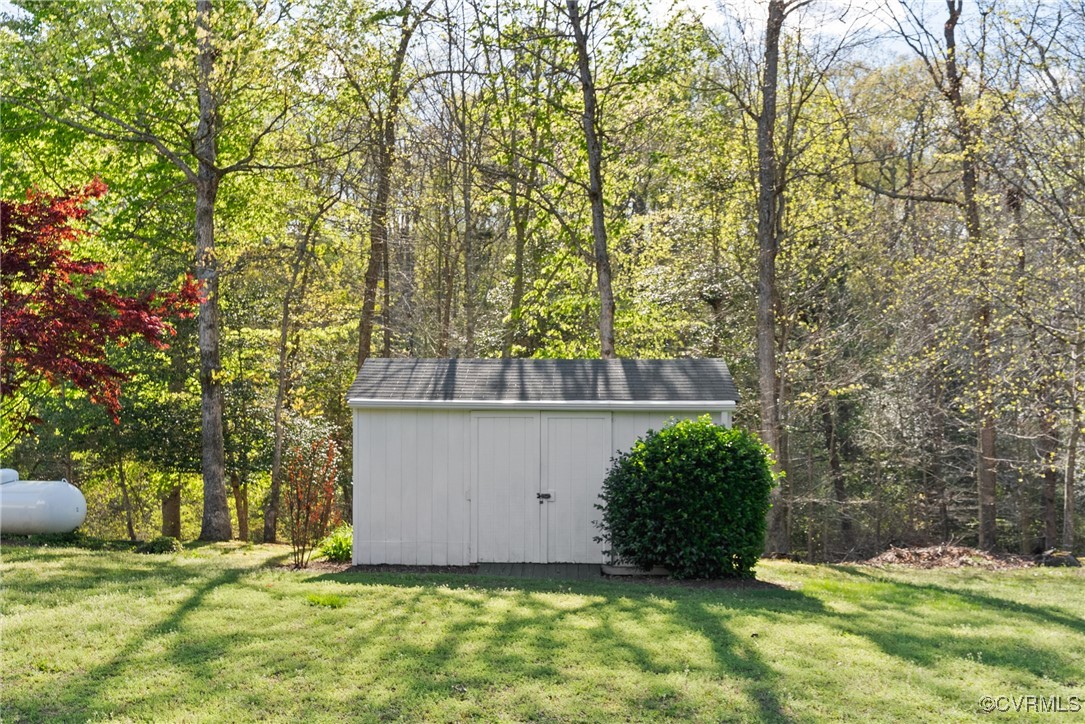 2801 Larkwood Road Quinton, VA 23141 - Photo 7 of 50 Gallery Image 7