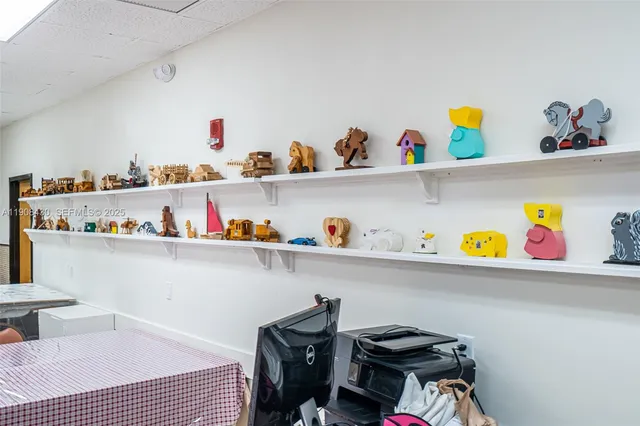 $2,000 | 1140 Northwest 85th Avenue, Unit A16, Plantation, FL 33322