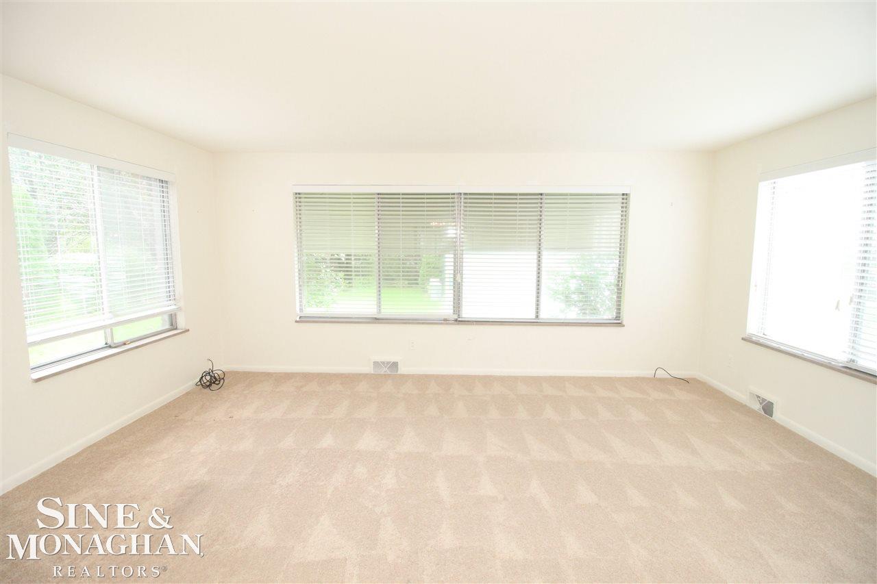 781 Harcourt Road Grosse Pointe, MI 48230 - Photo 17 of 36