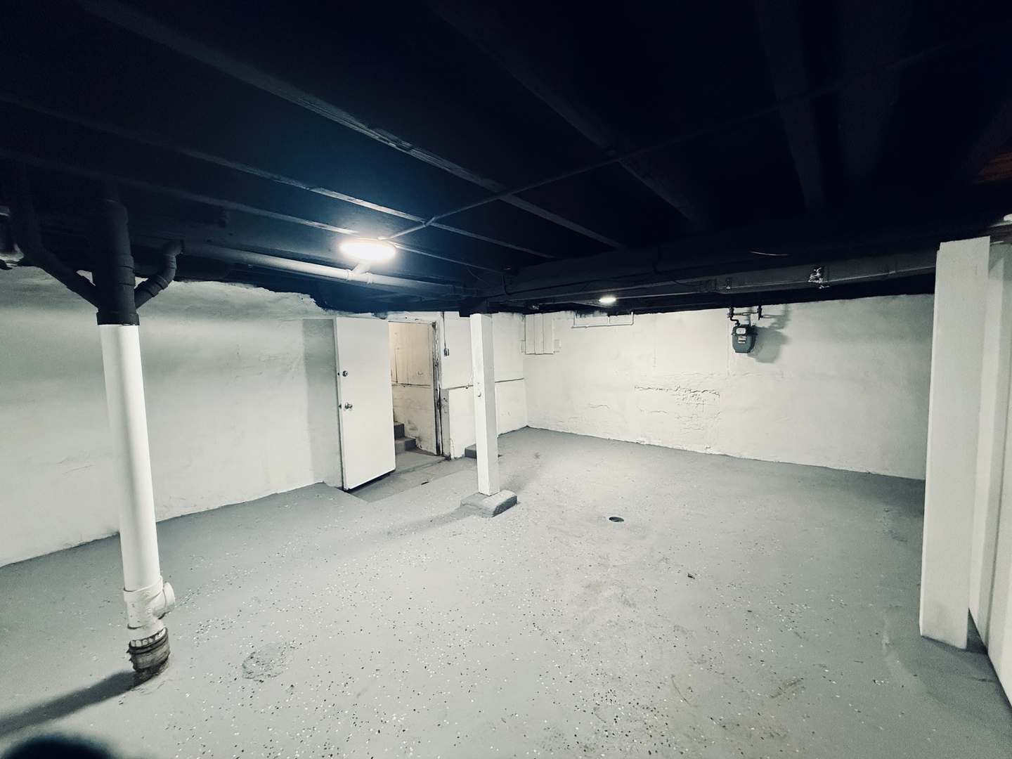 11725 South Morgan Street Chicago, IL 60643 - Photo 35 of 40 a view of empty room