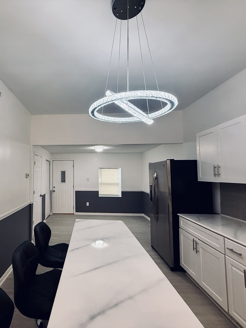 11725 South Morgan Street Chicago, IL 60643 - Photo 4 of 40