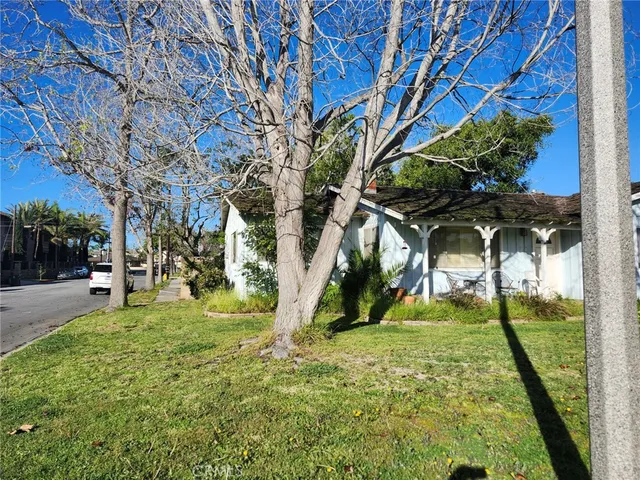 $2,500,000 | 1203 Park Huntington Beach, Huntington Beach, CA 92648