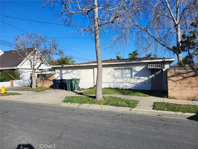 $2,500,000 | 1203 Park Huntington Beach, Huntington Beach, CA 92648