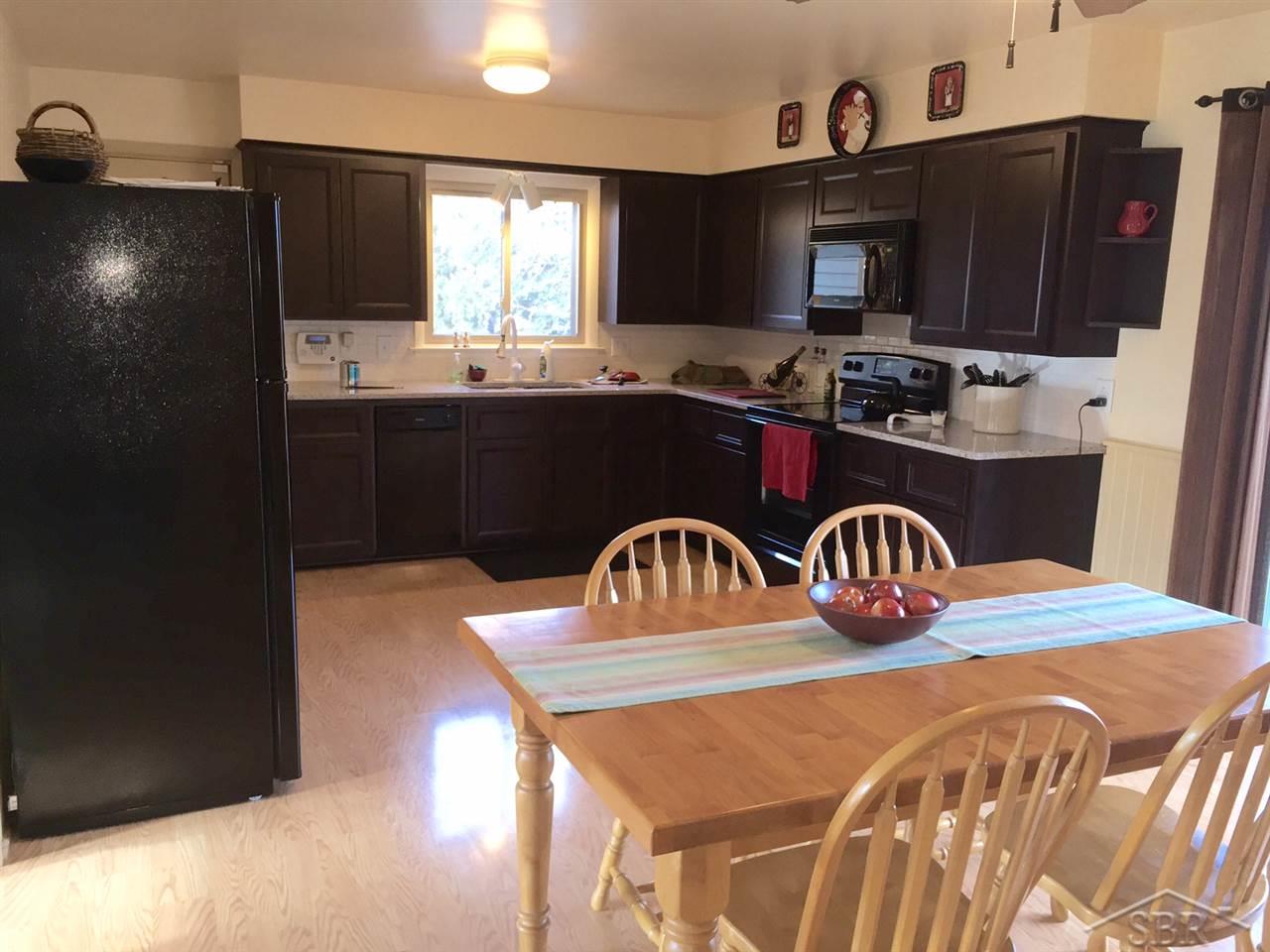 6115 West Tuscola Road Frankenmuth, MI 48734 - Photo 5 of 25 31235853-4.JPG