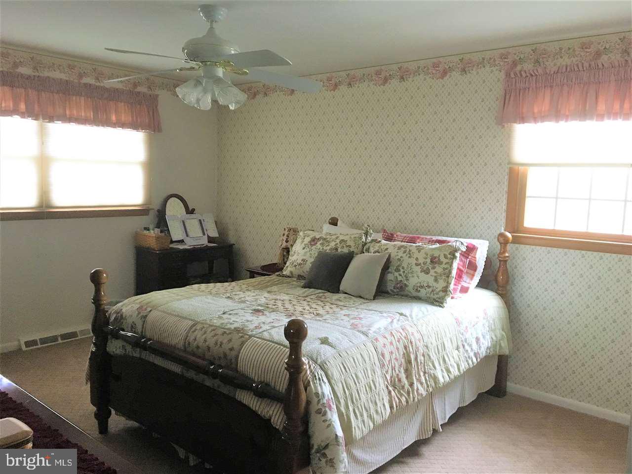 3400 Harrowgate Road York, PA 17402 - Photo 17 of 25 Gallery Image 17