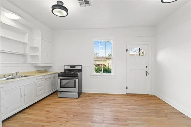 $2,200 | 42 Beauregard Drive, Gretna, LA 70053