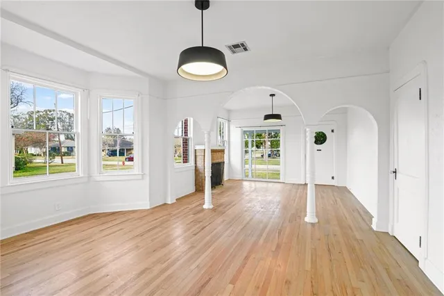 $2,200 | 42 Beauregard Drive, Gretna, LA 70053