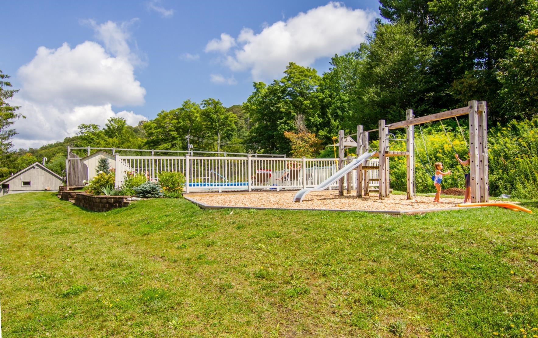 697 East Mountain Road, Unit A2 Killington, VT 05751 - Photo 20 of 35 Gallery Image 20