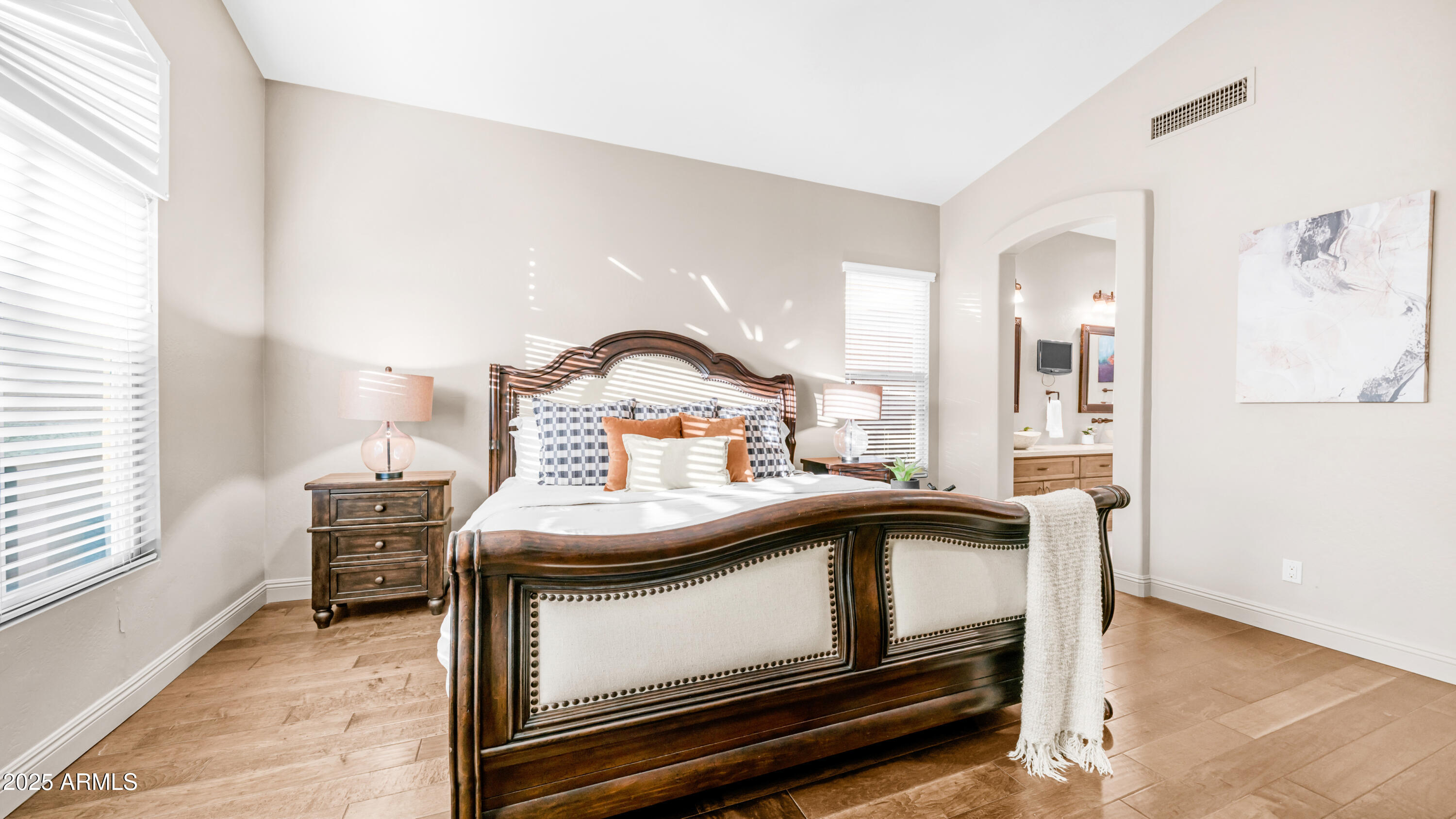 6334 East Viewmont Drive, Unit 25 Mesa, AZ 85215 - Photo 21 of 44 Primary Suite