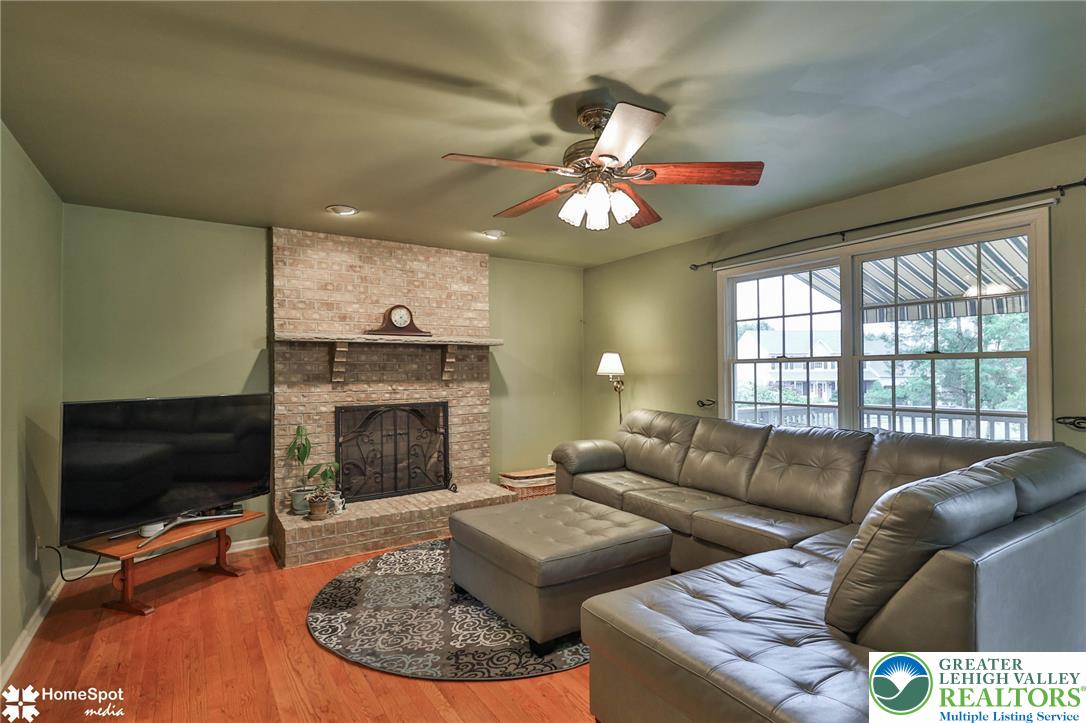 4070 Ross Road Bethlehem, PA 18020 - Photo 11 of 59