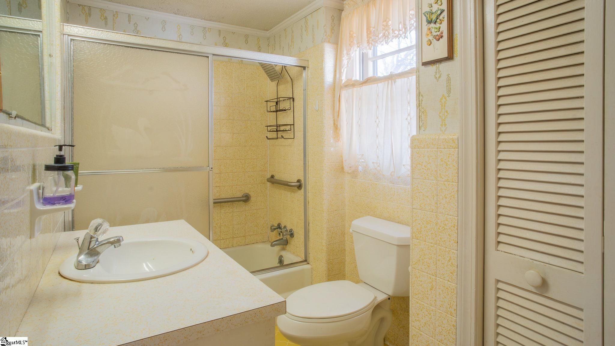 4 West Fleming Street Ware Shoals, SC 29692 - Photo 11 of 38