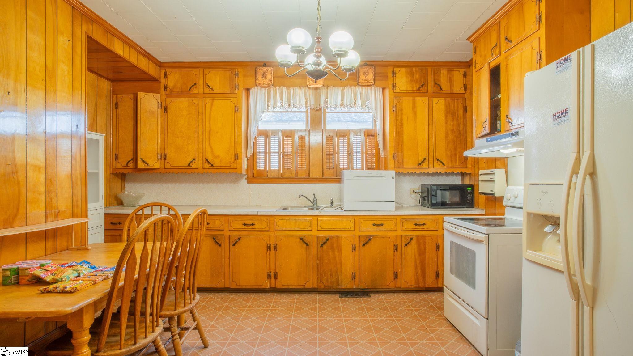 4 West Fleming Street Ware Shoals, SC 29692 - Photo 24 of 38