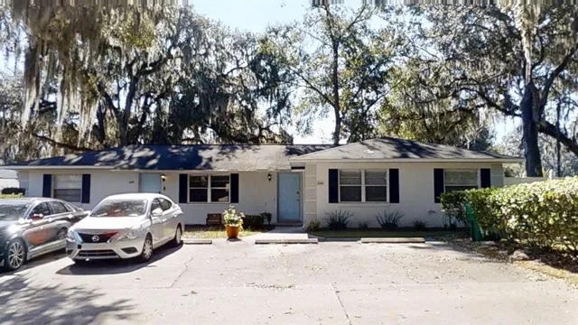 $1,650 | 224 West McClendon Street, Lady Lake, FL 32159
