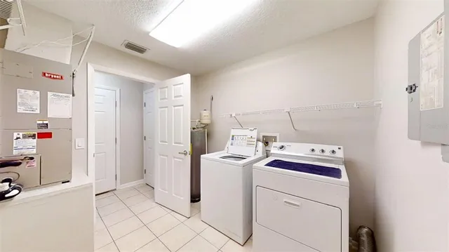 $1,650 | 224 West McClendon Street, Lady Lake, FL 32159