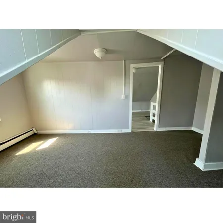 a picture of a room