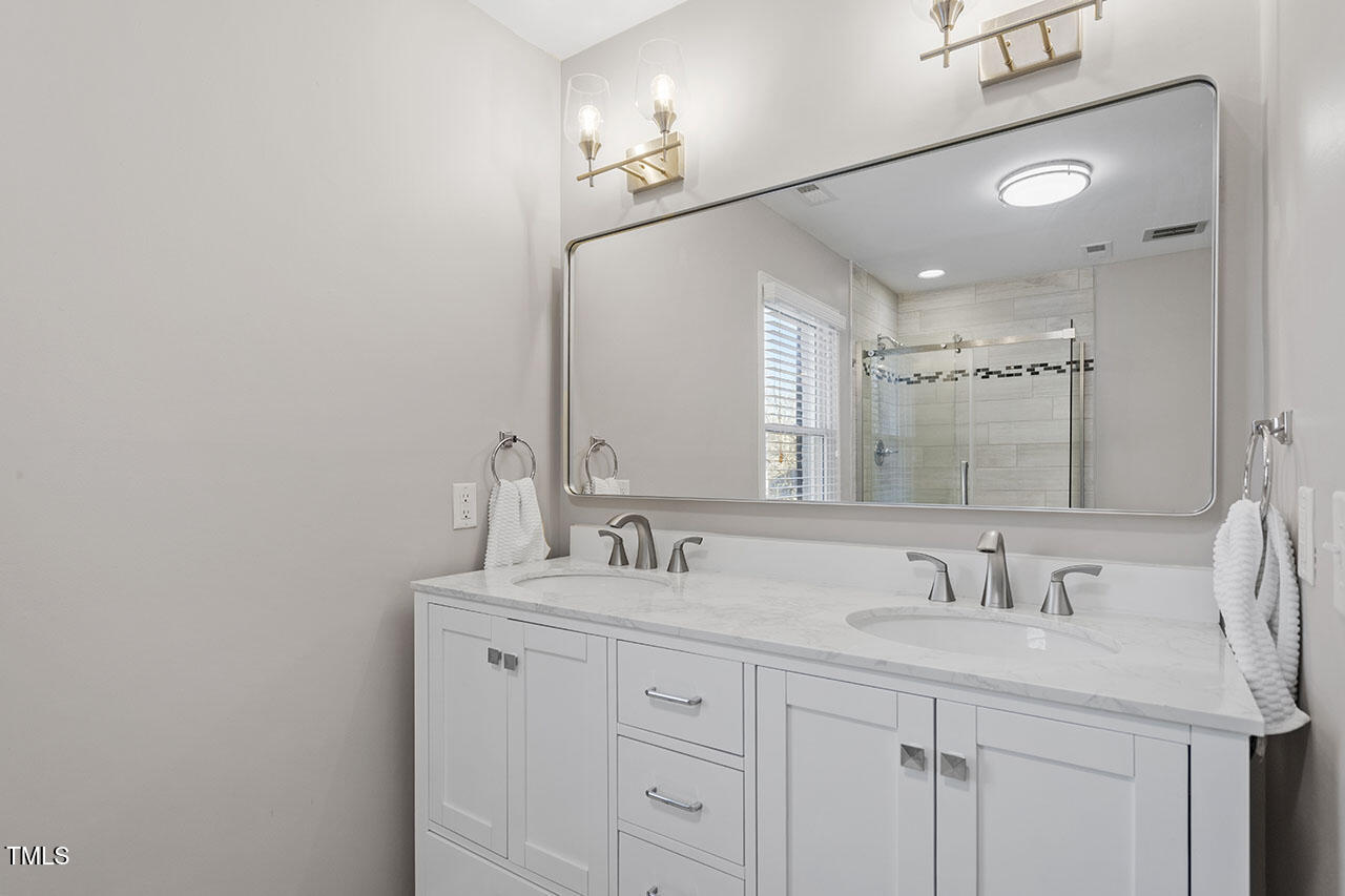 6000 Clare Court Raleigh, NC 27609 - Photo 26 of 39 6000 Clare Court_40