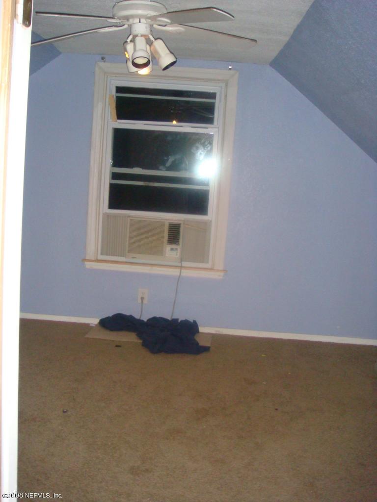 10703 Old Kings Road Jacksonville, FL 32219 - Photo 12 of 15 4th bedroom with new window