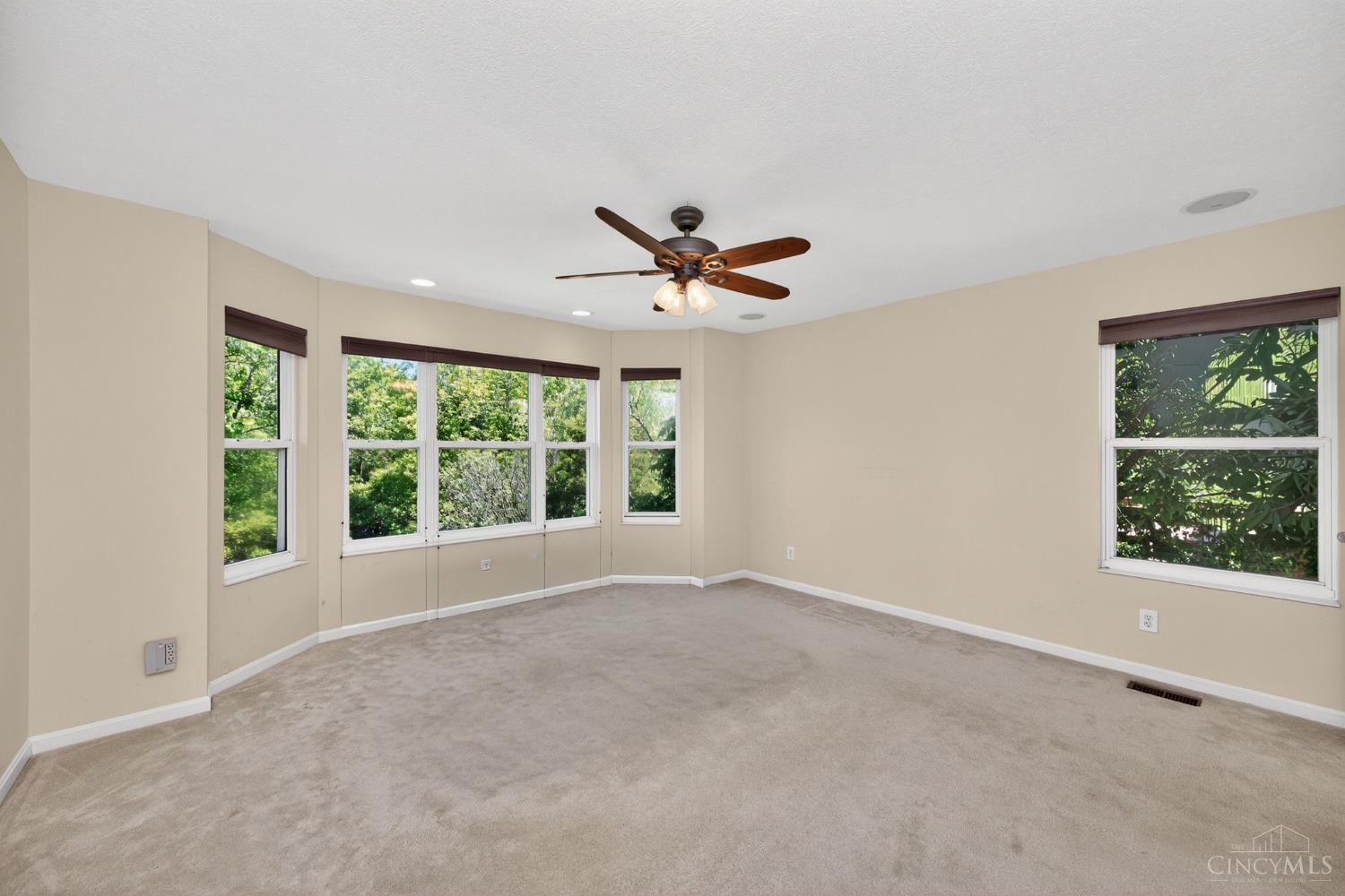 6251 Springdale Road Cincinnati, OH 45247 - Photo 17 of 36 Gallery Image 17