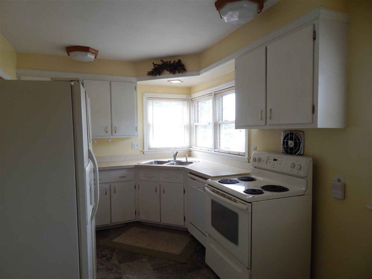 6292 St Joe Road Fort Wayne, IN 46835 - Photo 4 of 34 Gallery Image 4