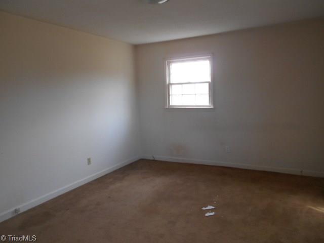 3225 Wide Country Road Pfafftown, NC 27040 - Photo 8 of 11 Gallery Image 8