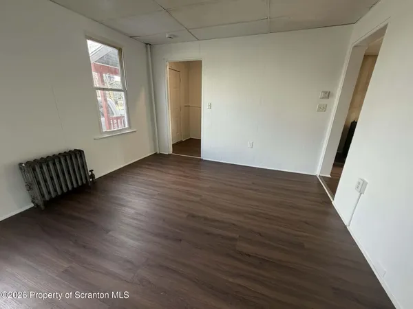 $1,300 | 112 Green Place, Pittston, PA 18640