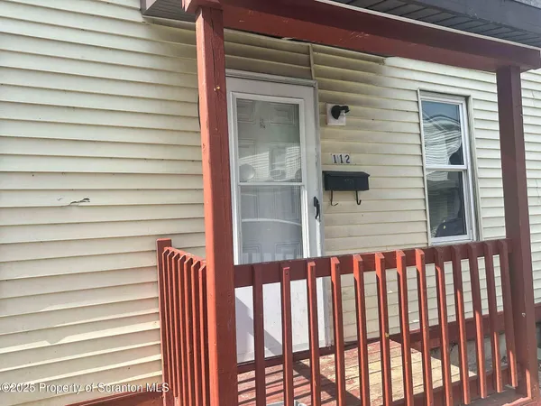 $1,298 | 112 Green Place, Pittston, PA 18640
