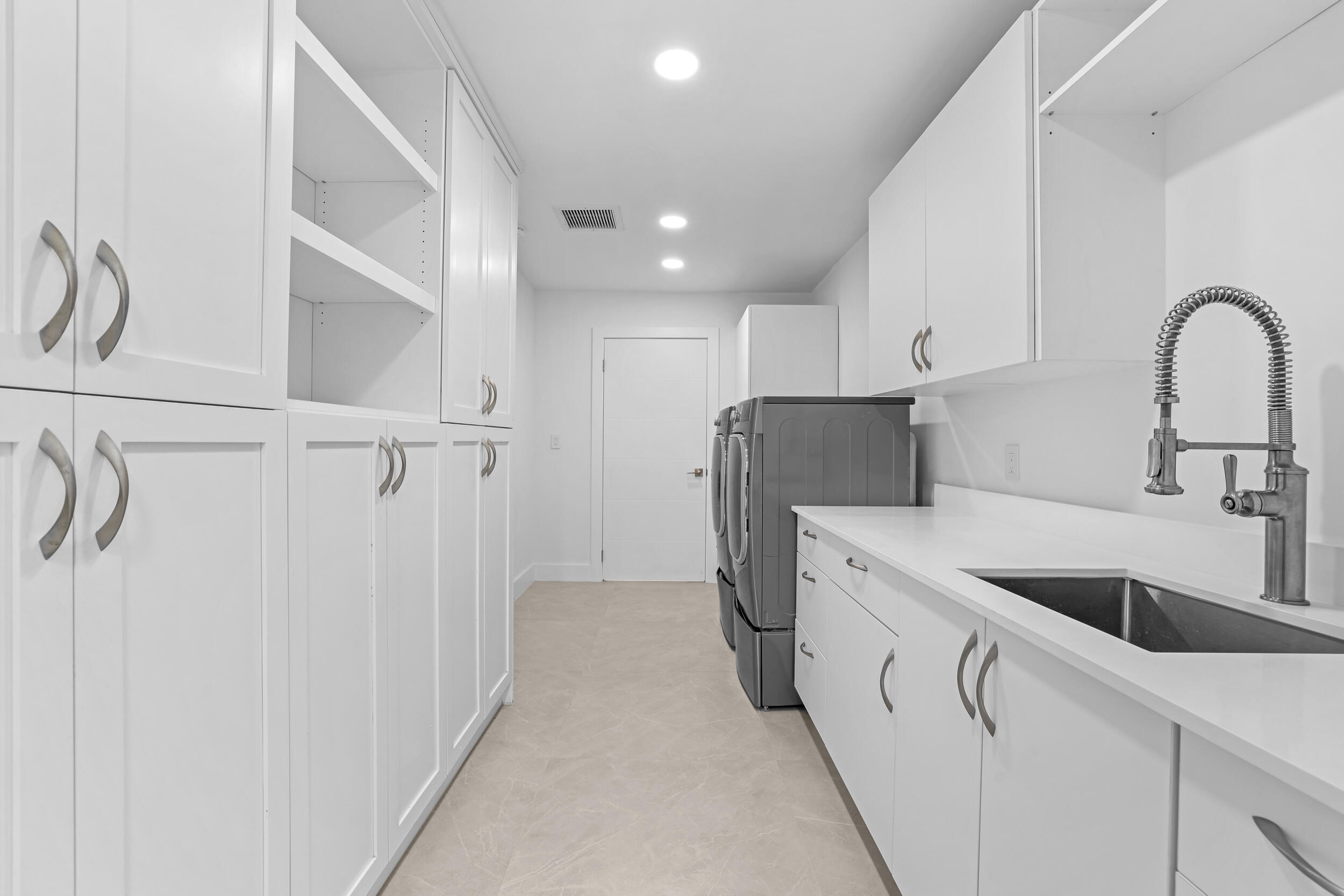 7571 Estrella Circle Boca Raton, FL 33433 - Photo 51 of 65 Laundry Room