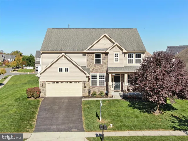 front view of house with a yard