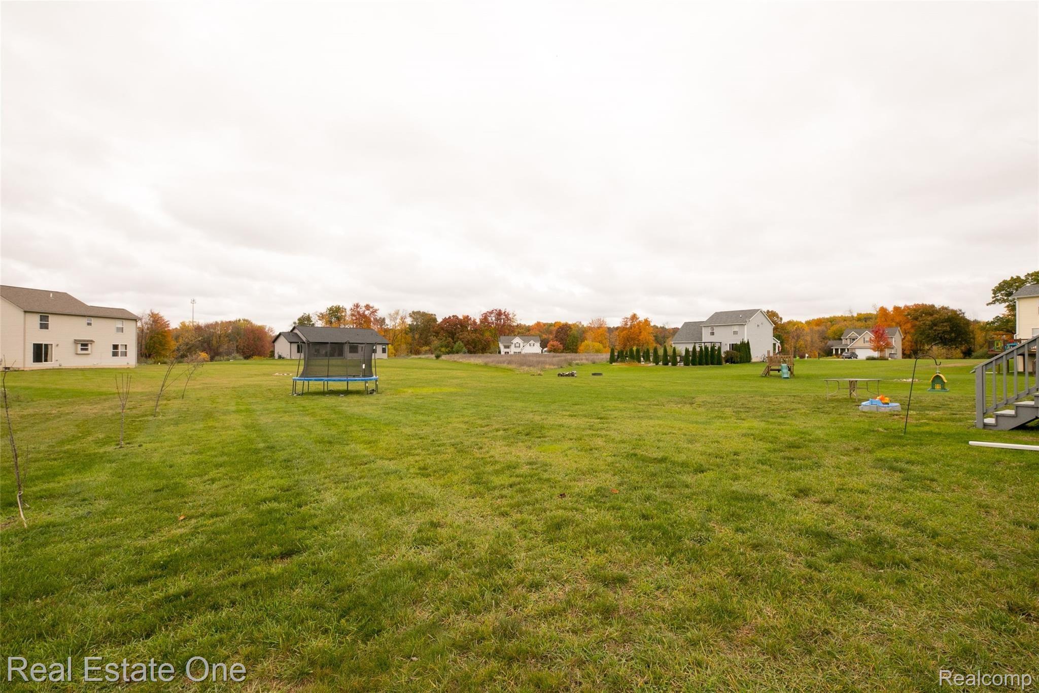 2746 Clivedon Road Howell, MI 48843 - Photo 58 of 61 IMG-6383.jpg