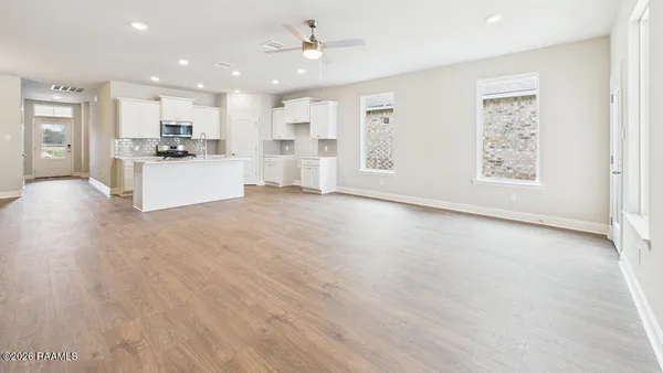 $293,000 | 207 Bellewood, Lafayette, LA 70507