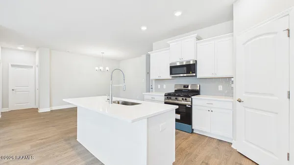 $293,000 | 207 Bellewood, Lafayette, LA 70507