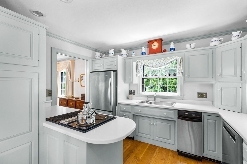 24 Pratt Road Scituate, MA 02066 - Photo 13 of 32 Gallery Image 13