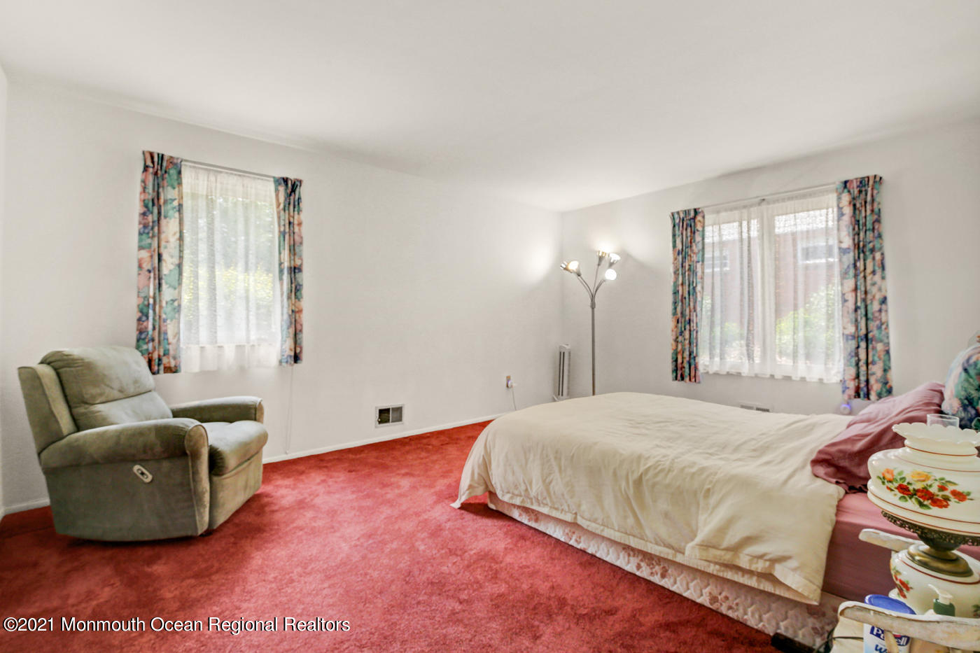30 Lloyd Road Morganville, NJ 07751 - Photo 13 of 20 2I3A8904_5_6