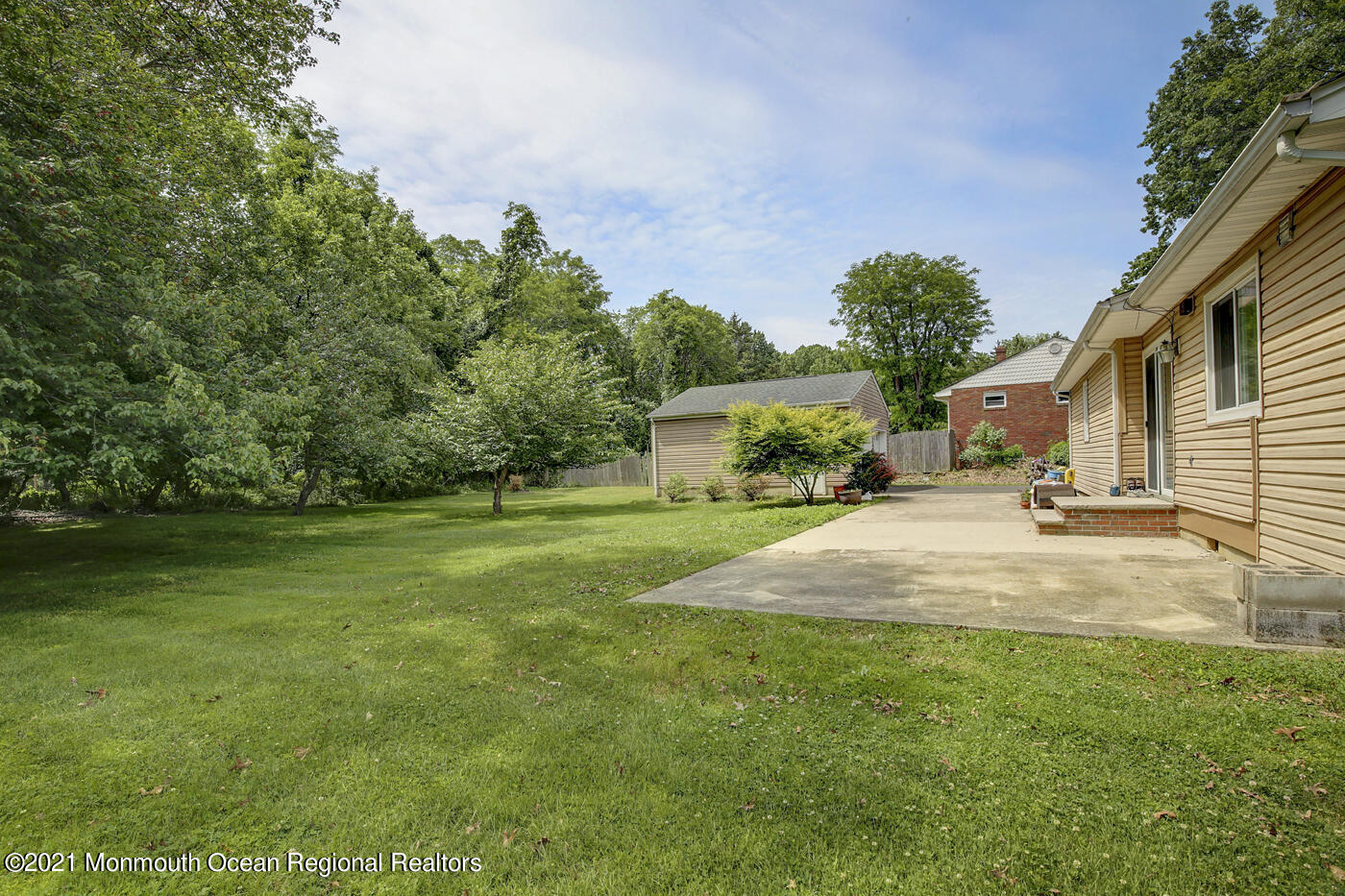30 Lloyd Road Morganville, NJ 07751 - Photo 18 of 20 2I3A8763_4_5